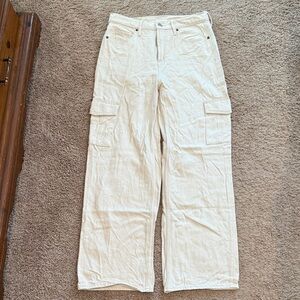 Old Navy Extra High-Rise Sky-Hi Wide Leg Cargo Pants